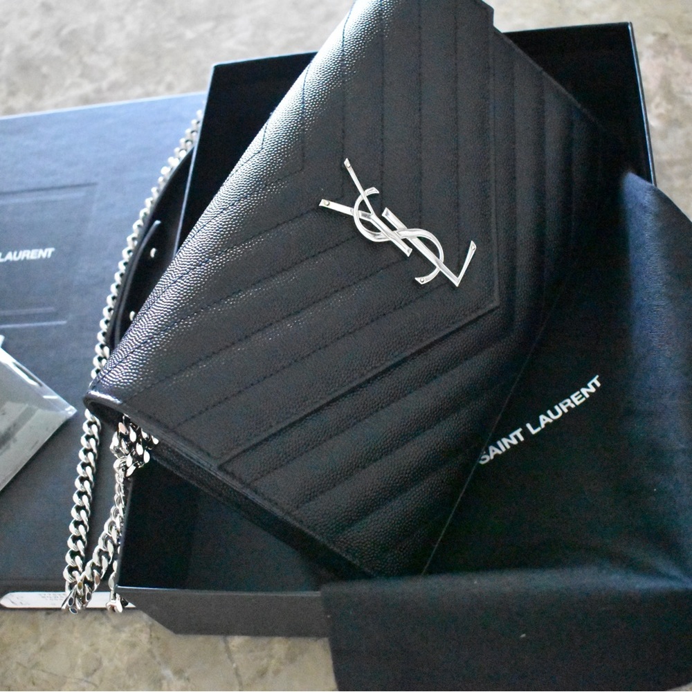 YSL c wall 153y mono grain de poudre tech large. Monogramme Silver Chain